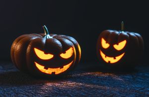Zwei Halloween Kürbisse Zwei Halloween Kürbisse